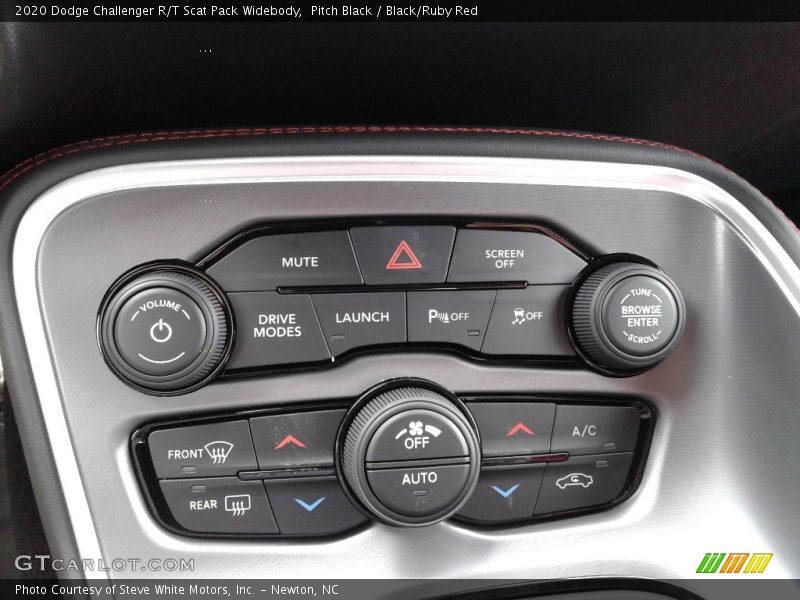 Controls of 2020 Challenger R/T Scat Pack Widebody