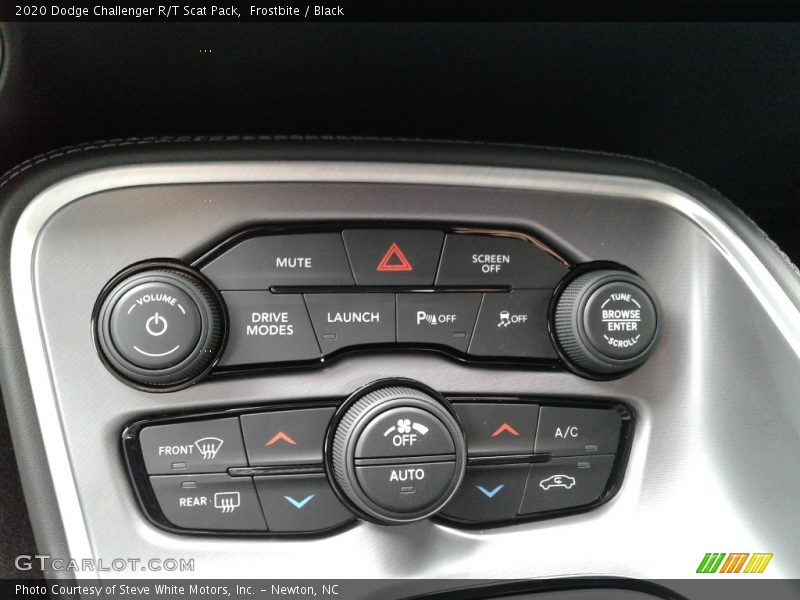 Controls of 2020 Challenger R/T Scat Pack