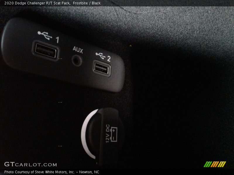Frostbite / Black 2020 Dodge Challenger R/T Scat Pack