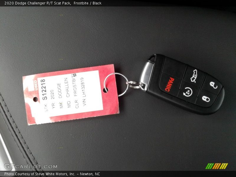 Frostbite / Black 2020 Dodge Challenger R/T Scat Pack