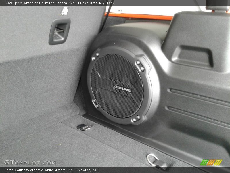 Punkn Metallic / Black 2020 Jeep Wrangler Unlimited Sahara 4x4
