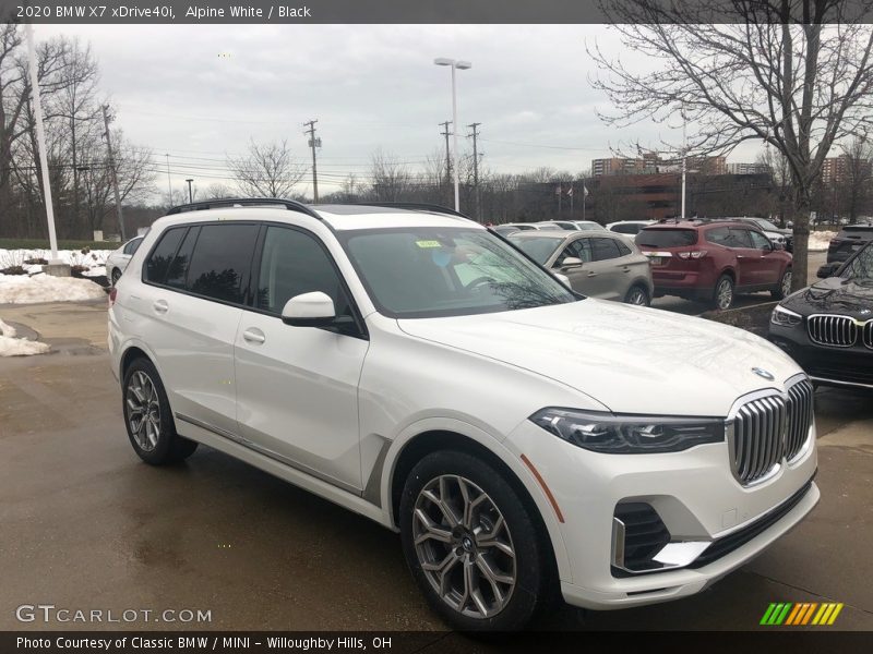 Alpine White / Black 2020 BMW X7 xDrive40i