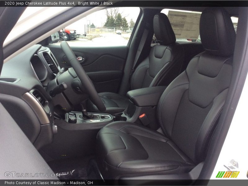 Bright White / Black 2020 Jeep Cherokee Latitude Plus 4x4