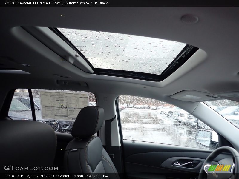 Summit White / Jet Black 2020 Chevrolet Traverse LT AWD