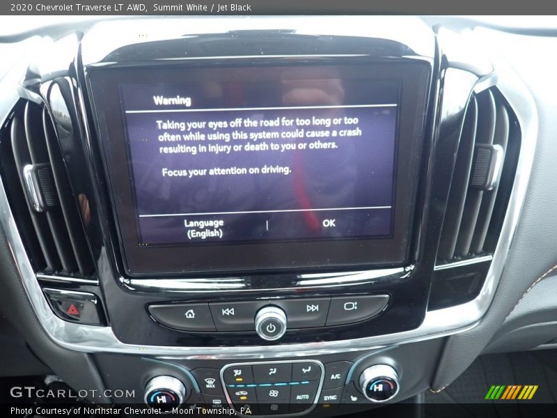 Summit White / Jet Black 2020 Chevrolet Traverse LT AWD