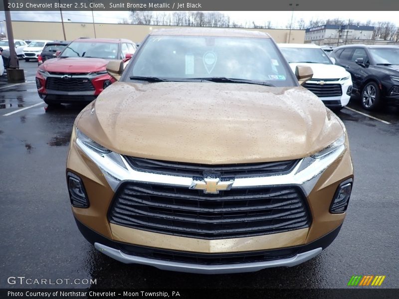 Sunlit Bronze Metallic / Jet Black 2019 Chevrolet Blazer 2.5L Cloth