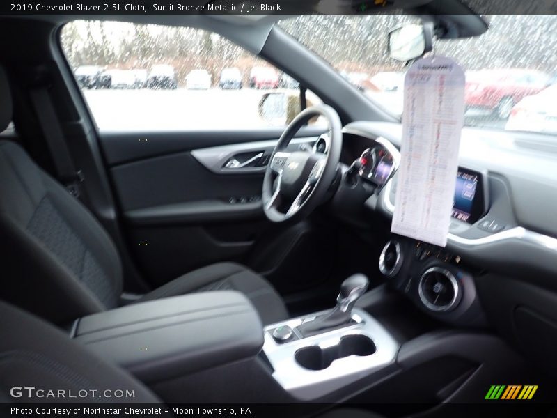 Sunlit Bronze Metallic / Jet Black 2019 Chevrolet Blazer 2.5L Cloth