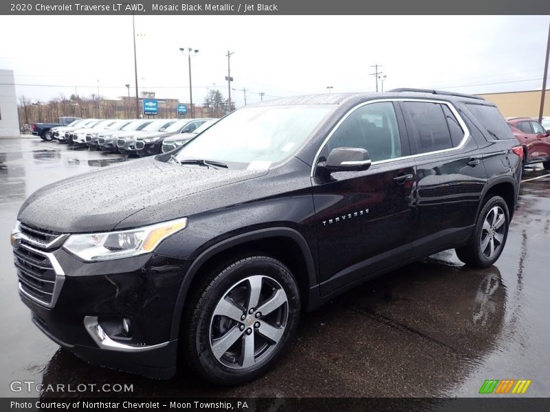 Front 3/4 View of 2020 Traverse LT AWD
