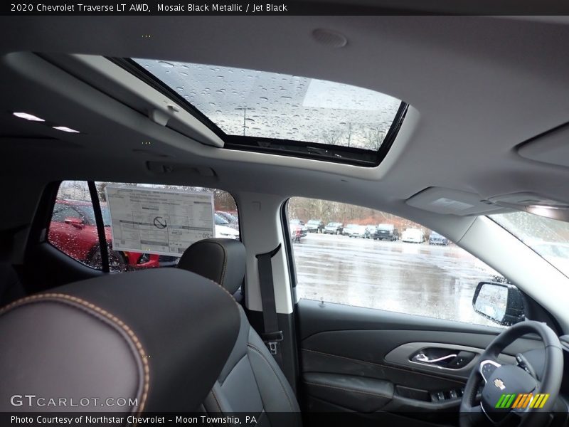 Mosaic Black Metallic / Jet Black 2020 Chevrolet Traverse LT AWD