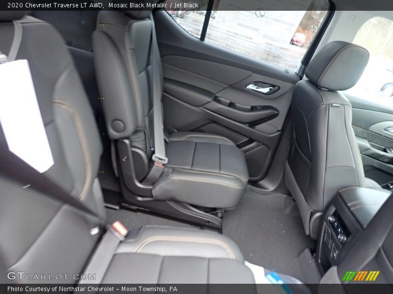 Mosaic Black Metallic / Jet Black 2020 Chevrolet Traverse LT AWD