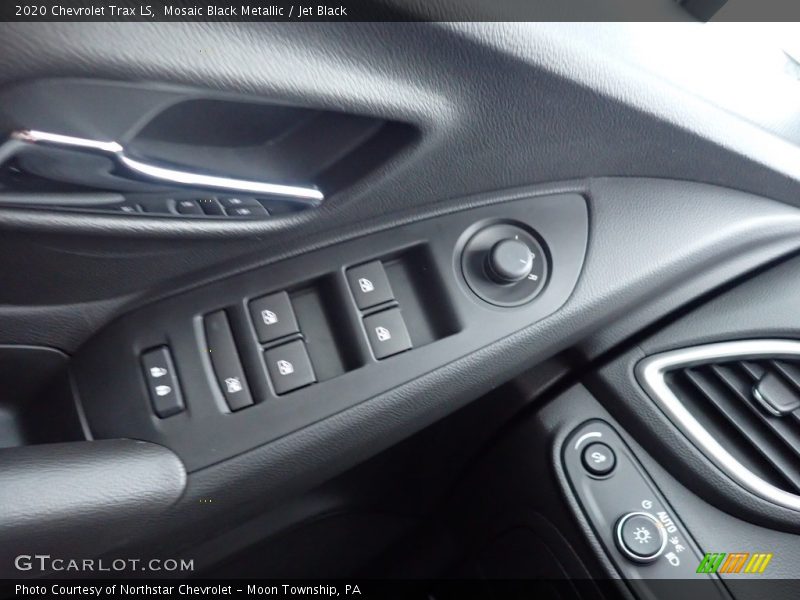 Mosaic Black Metallic / Jet Black 2020 Chevrolet Trax LS