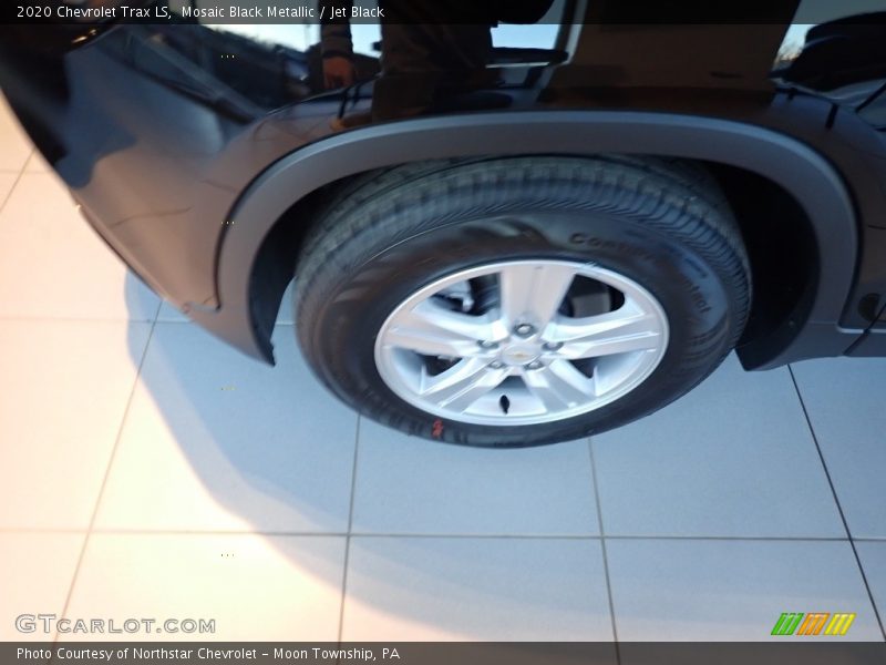 Mosaic Black Metallic / Jet Black 2020 Chevrolet Trax LS