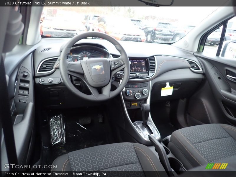 Summit White / Jet Black 2020 Chevrolet Trax LS