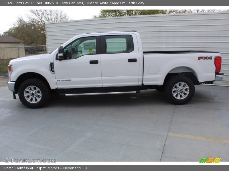 Oxford White / Medium Earth Gray 2020 Ford F250 Super Duty STX Crew Cab 4x4