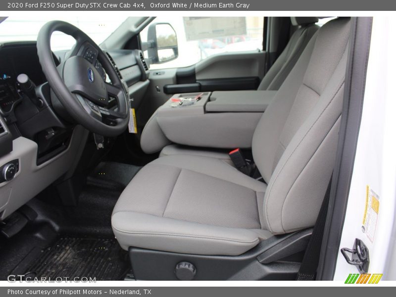 Oxford White / Medium Earth Gray 2020 Ford F250 Super Duty STX Crew Cab 4x4