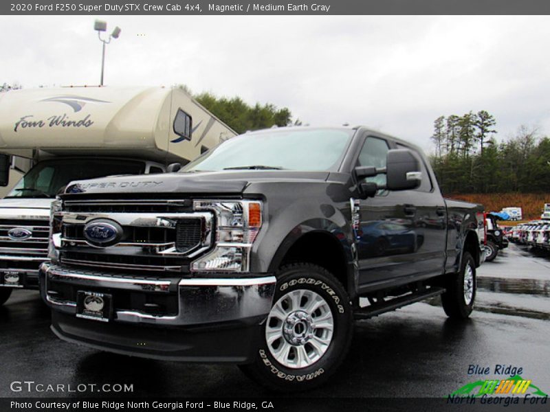 Magnetic / Medium Earth Gray 2020 Ford F250 Super Duty STX Crew Cab 4x4