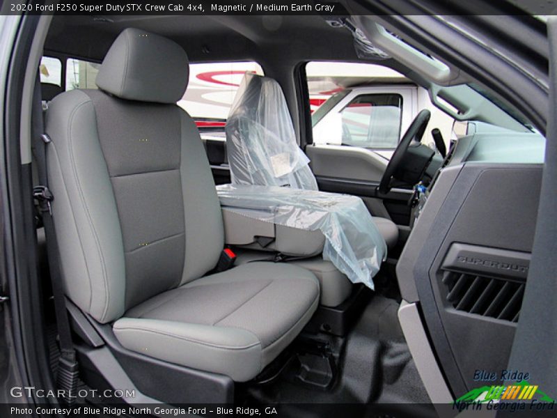 Magnetic / Medium Earth Gray 2020 Ford F250 Super Duty STX Crew Cab 4x4