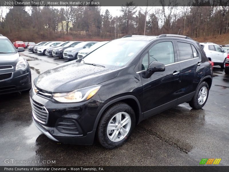 Mosaic Black Metallic / Jet Black 2020 Chevrolet Trax LT
