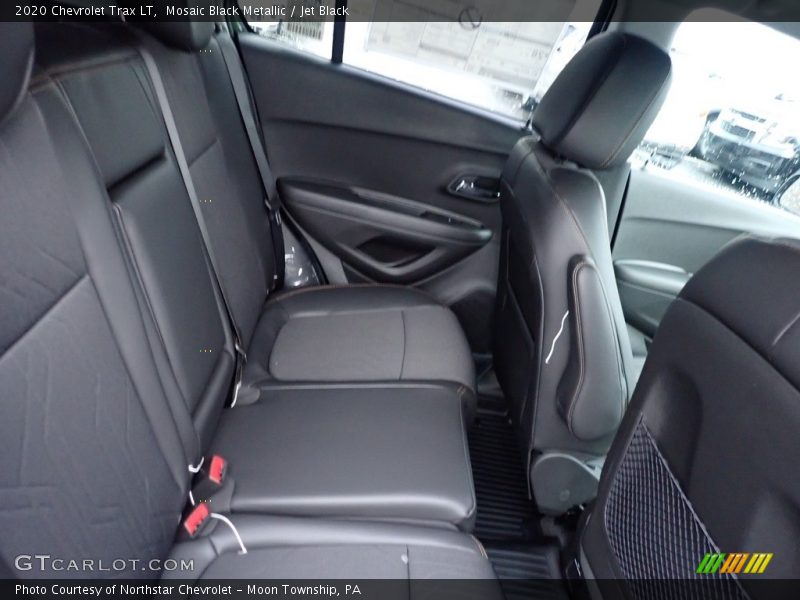 Mosaic Black Metallic / Jet Black 2020 Chevrolet Trax LT