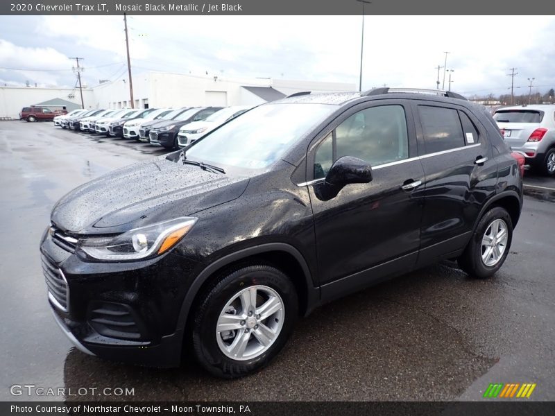 Mosaic Black Metallic / Jet Black 2020 Chevrolet Trax LT