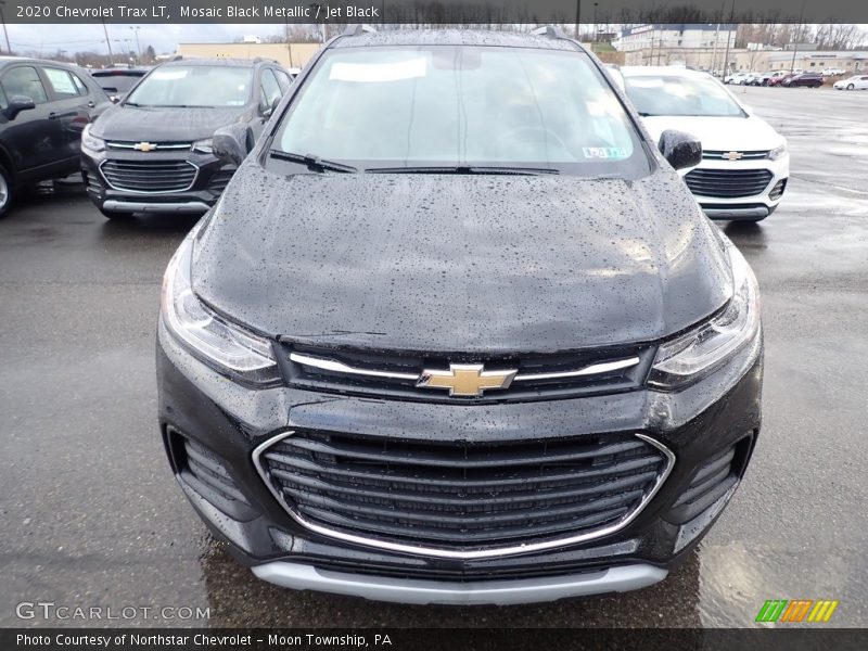 Mosaic Black Metallic / Jet Black 2020 Chevrolet Trax LT