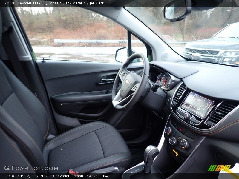 Mosaic Black Metallic / Jet Black 2020 Chevrolet Trax LT