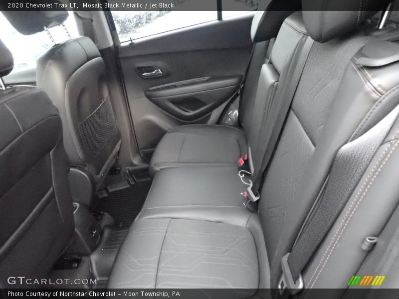 Mosaic Black Metallic / Jet Black 2020 Chevrolet Trax LT