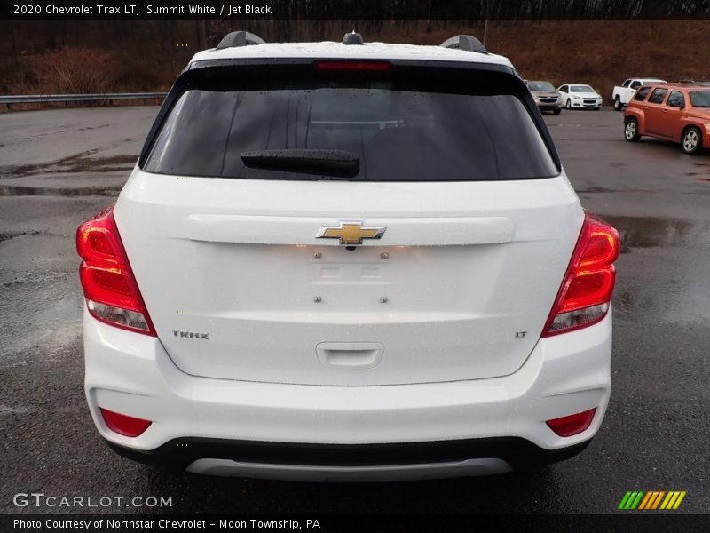 Summit White / Jet Black 2020 Chevrolet Trax LT