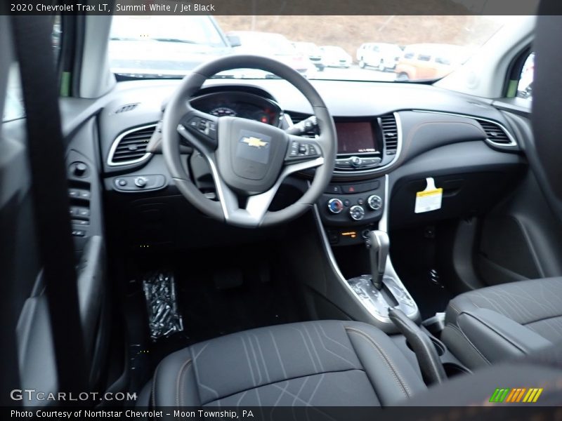 Summit White / Jet Black 2020 Chevrolet Trax LT