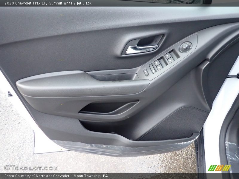 Summit White / Jet Black 2020 Chevrolet Trax LT
