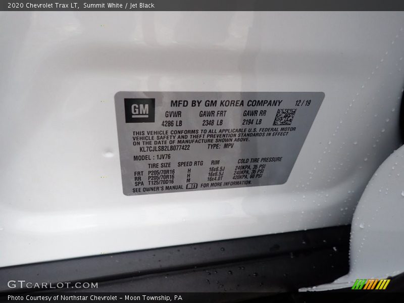 Summit White / Jet Black 2020 Chevrolet Trax LT