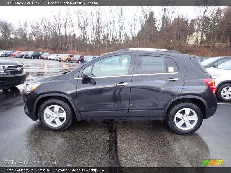 Mosaic Black Metallic / Jet Black 2020 Chevrolet Trax LT