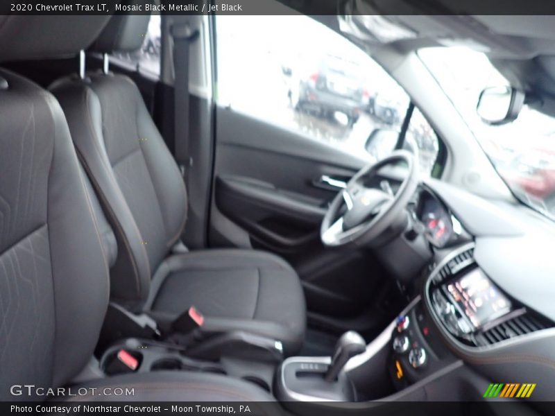 Mosaic Black Metallic / Jet Black 2020 Chevrolet Trax LT