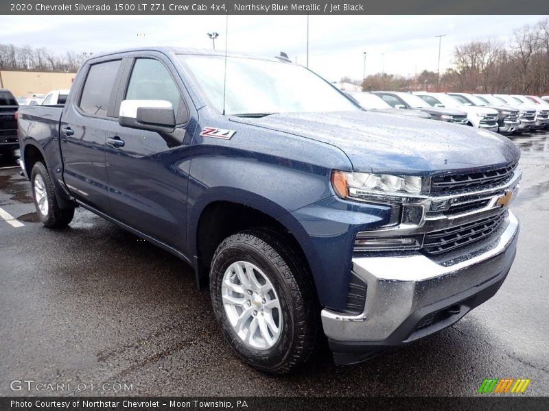 Front 3/4 View of 2020 Silverado 1500 LT Z71 Crew Cab 4x4