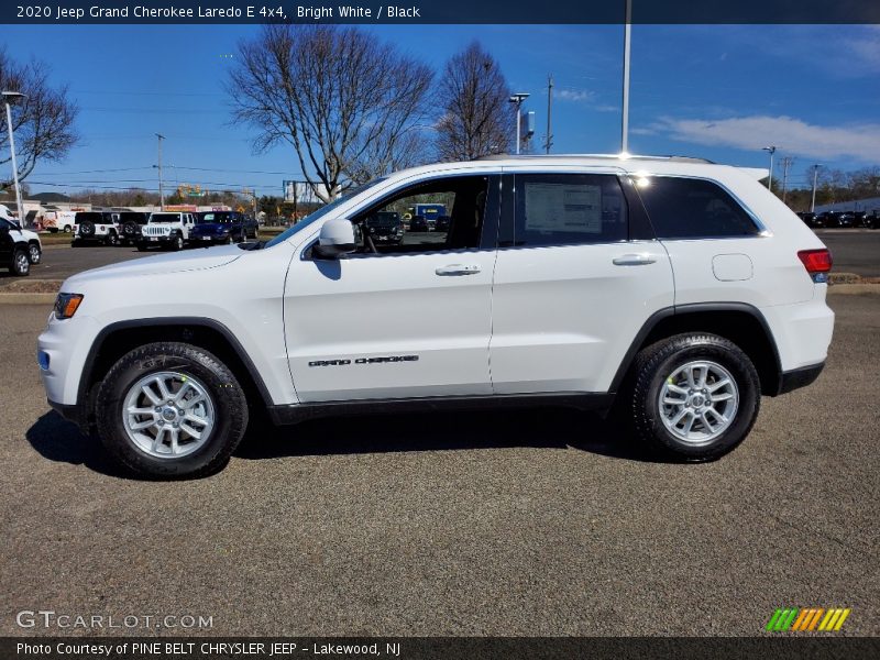 Bright White / Black 2020 Jeep Grand Cherokee Laredo E 4x4