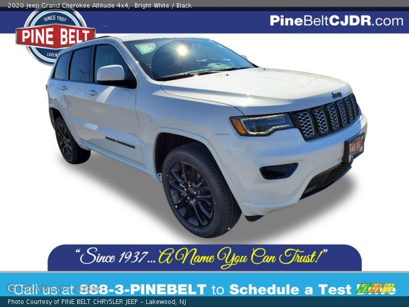 Bright White / Black 2020 Jeep Grand Cherokee Altitude 4x4