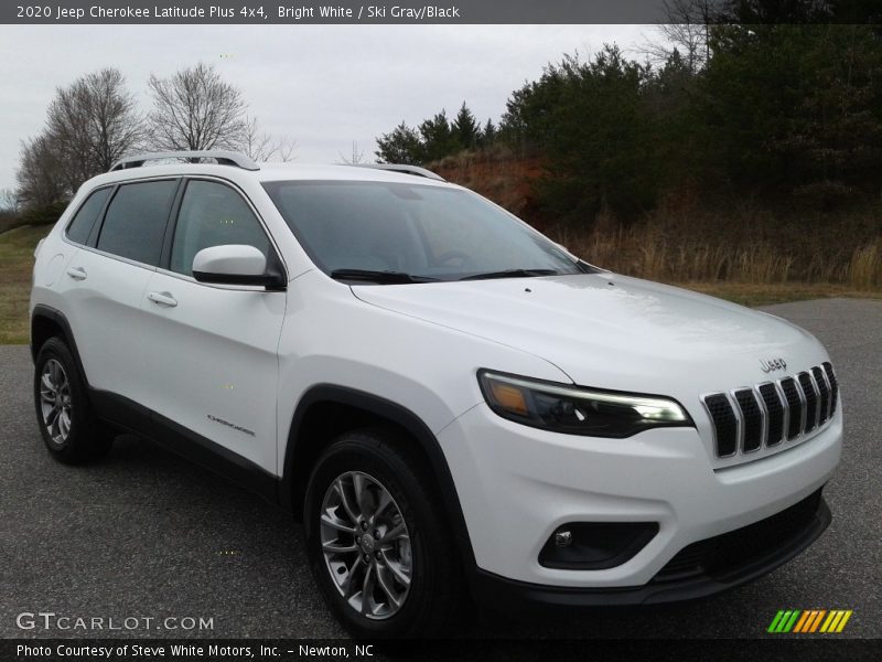 Bright White / Ski Gray/Black 2020 Jeep Cherokee Latitude Plus 4x4