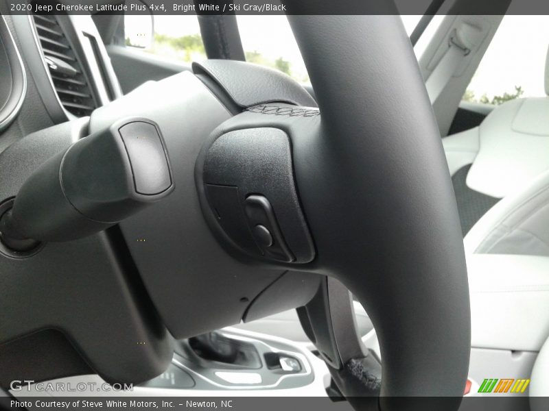 Bright White / Ski Gray/Black 2020 Jeep Cherokee Latitude Plus 4x4