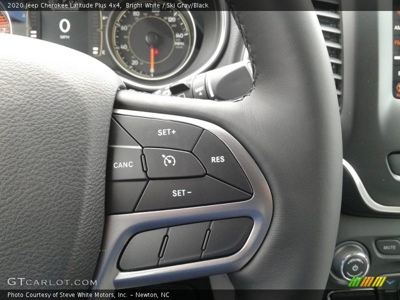 Bright White / Ski Gray/Black 2020 Jeep Cherokee Latitude Plus 4x4