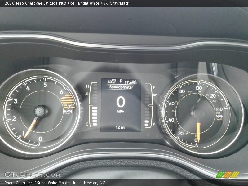 Bright White / Ski Gray/Black 2020 Jeep Cherokee Latitude Plus 4x4