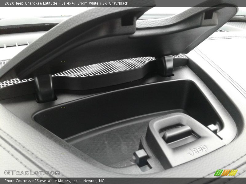 Bright White / Ski Gray/Black 2020 Jeep Cherokee Latitude Plus 4x4