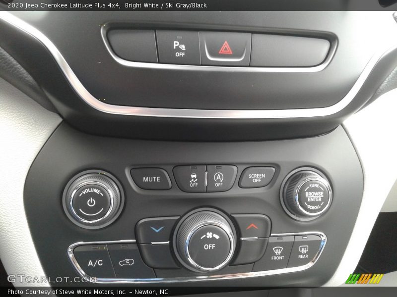 Bright White / Ski Gray/Black 2020 Jeep Cherokee Latitude Plus 4x4