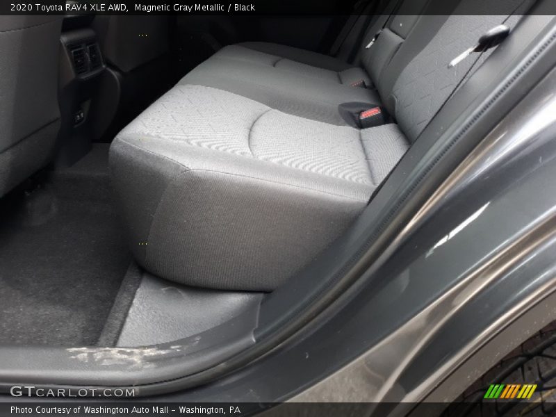 Magnetic Gray Metallic / Black 2020 Toyota RAV4 XLE AWD