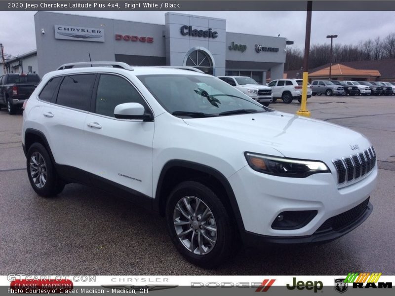 Bright White / Black 2020 Jeep Cherokee Latitude Plus 4x4
