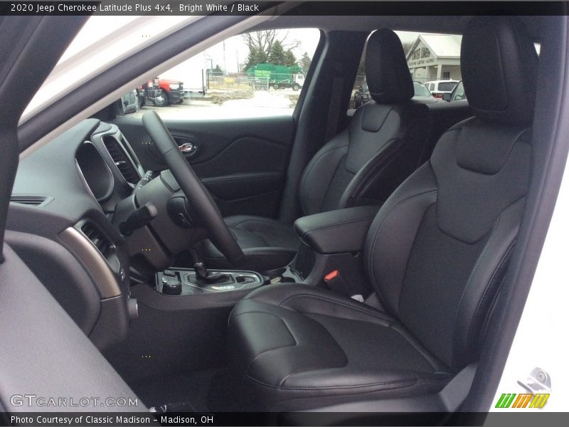 Bright White / Black 2020 Jeep Cherokee Latitude Plus 4x4