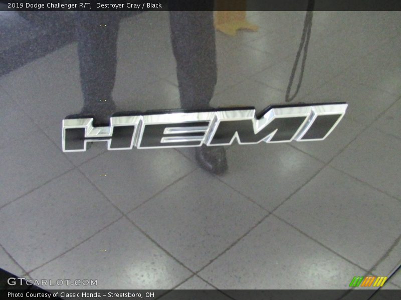Destroyer Gray / Black 2019 Dodge Challenger R/T