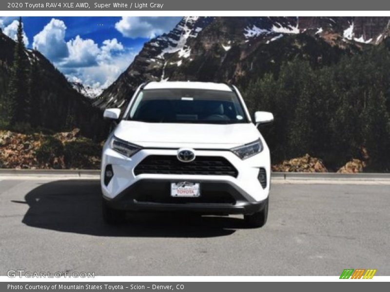 Super White / Light Gray 2020 Toyota RAV4 XLE AWD