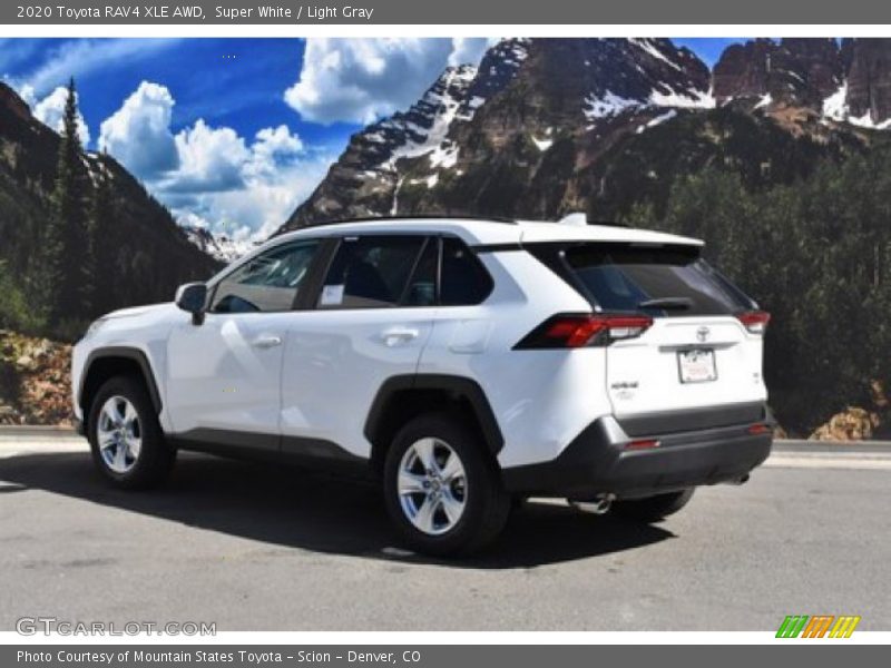 Super White / Light Gray 2020 Toyota RAV4 XLE AWD