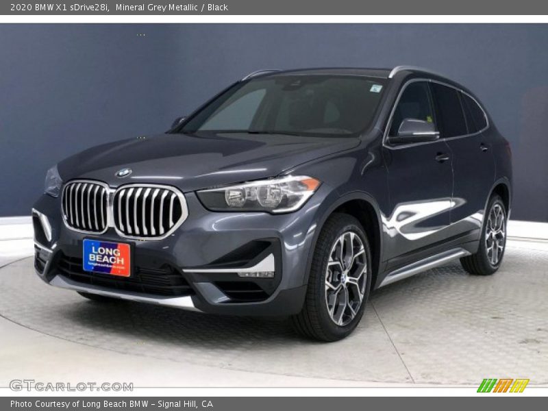 Mineral Grey Metallic / Black 2020 BMW X1 sDrive28i