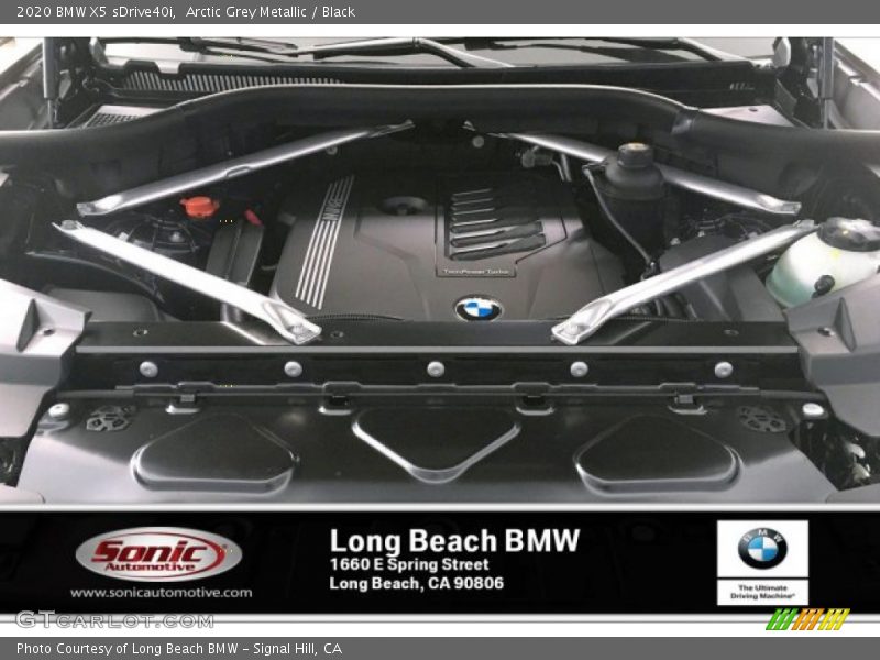 Arctic Grey Metallic / Black 2020 BMW X5 sDrive40i